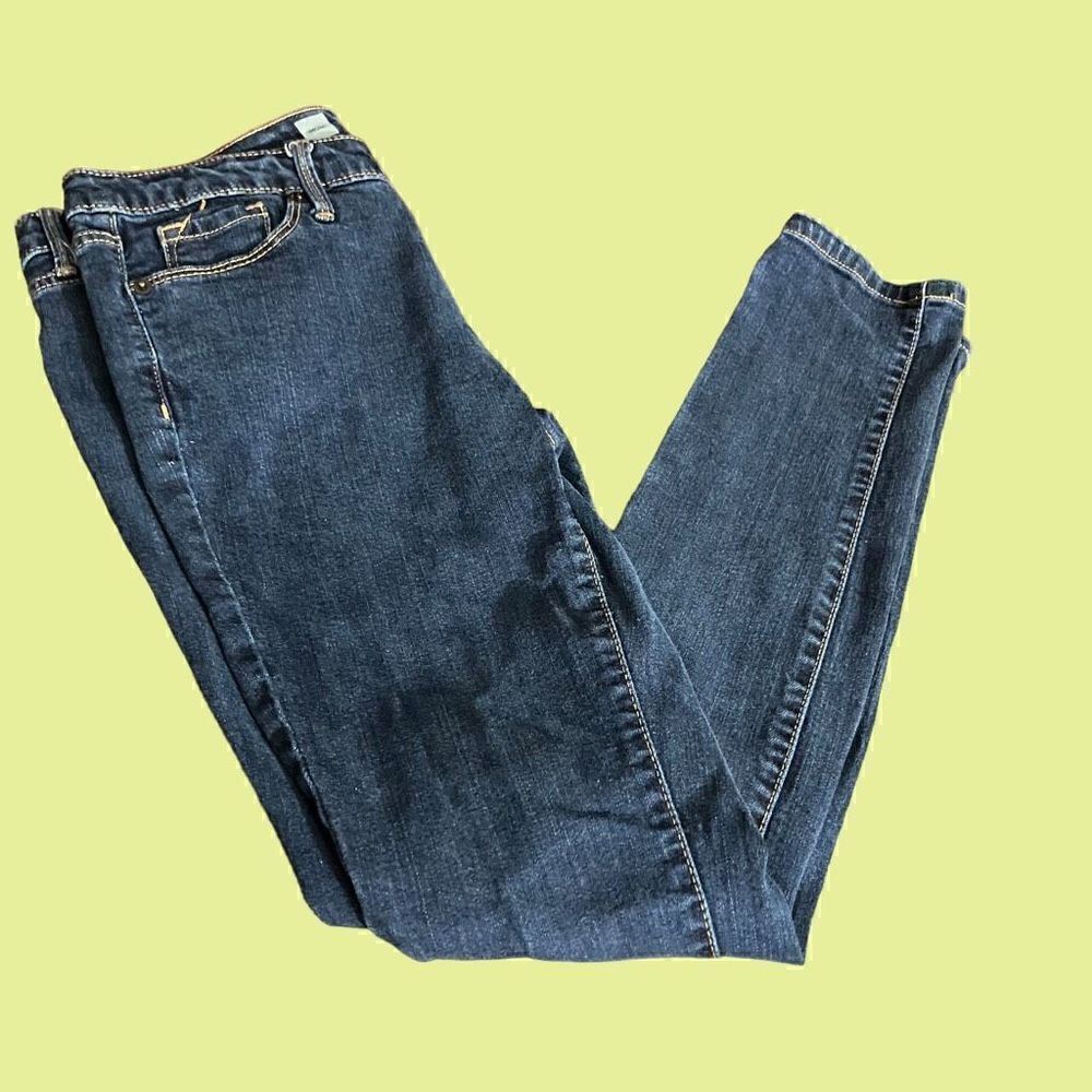 MOSSIMO Modern Skinny Premium Denim / SZ: 6 / EUC